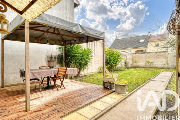 Maison à vendre 6 pièces 110 m² Stains