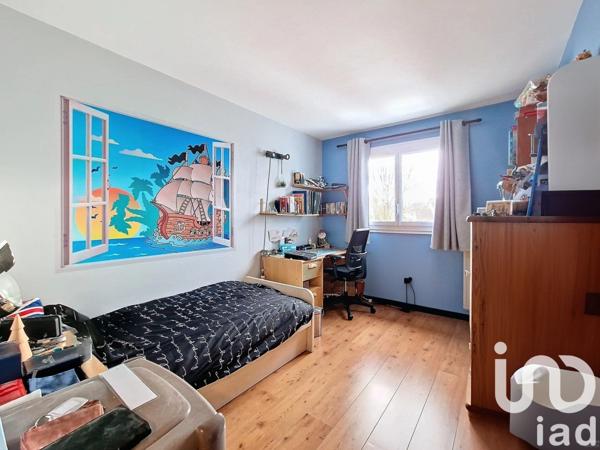 Maison 6 pièces de 151 m² à Saint-Aubin (91190)