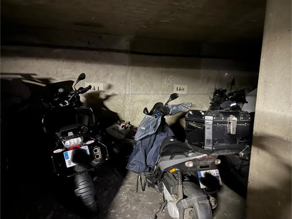 Lot de 10 parkings à vendre PARIS 20EME ARRONDISSEMENT (75) - rue St-Blaise 75020 PARIS