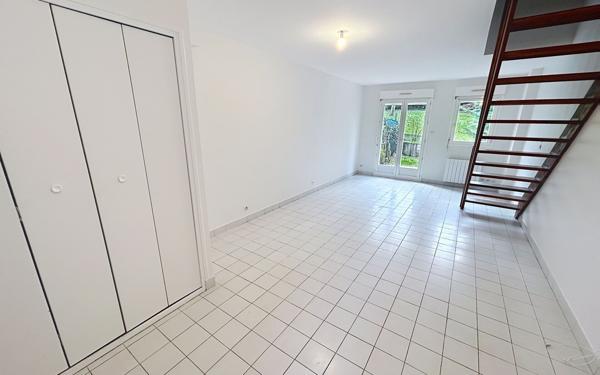 Maison à louer    3 pièces •  Joué-lès-Tours