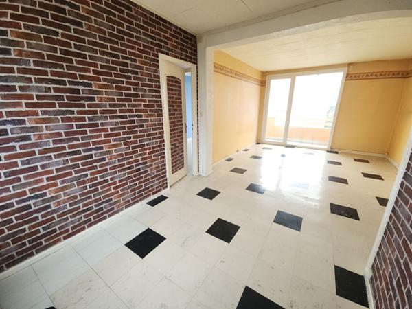 Appartement 4 pièces à vendre - Quartier Remicourt