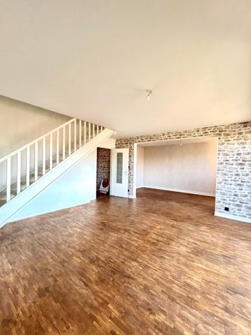 Appartement Aurillac 6 pièce(s) 120 m2 , Aurillac