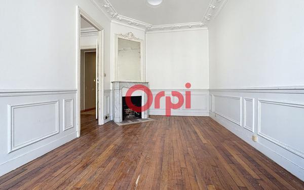 Appartement à vendre    3 pièces • 50 m2 Paris 17