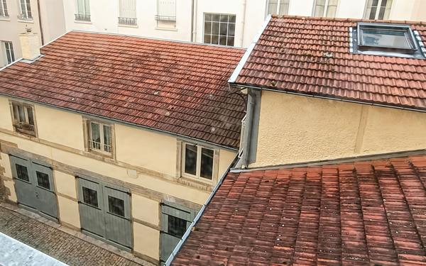 Appartement à vendre    6 pièces • 184,90 m2 Lyon 6