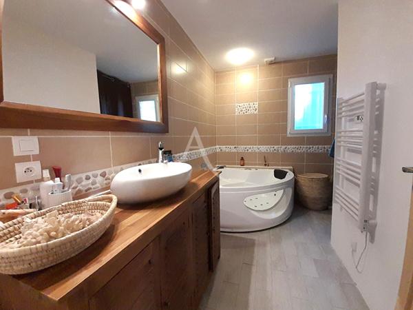 Maison contemporaine au coeur de Villeneuve-de-Marsan