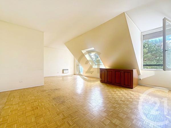 Appartement F4 à vendre  4 pièces - 84,59 m2 VERSAILLES - 78