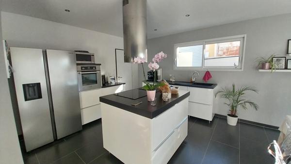 La Valette-du-Var (83160) Belle villa récente centre ville La valette du Var