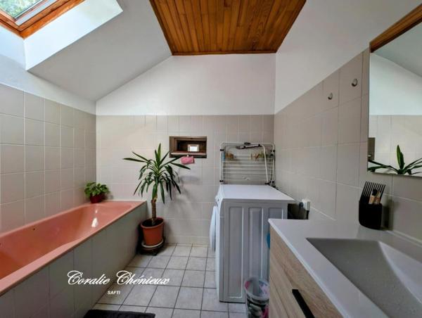 Jolie maison en pierre rénovée