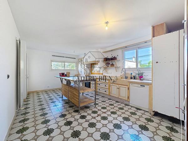Villa Manosque 6 pièce(s) 185.30 m2