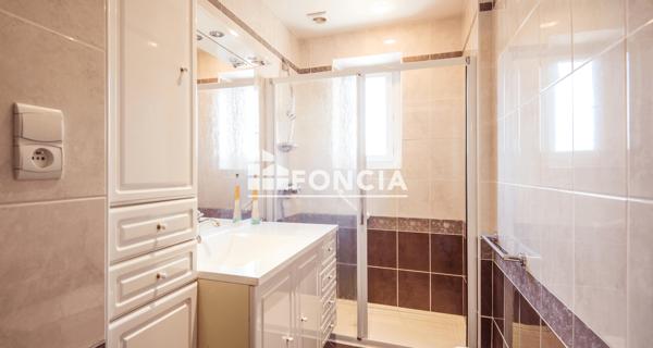 À vendre Maison 6 pièces 130.27 m² - Bertholène 12310