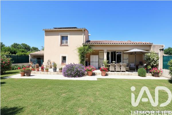 Maison à vendre 4 pièces 118 m² Sainte-Cécile-les-Vignes