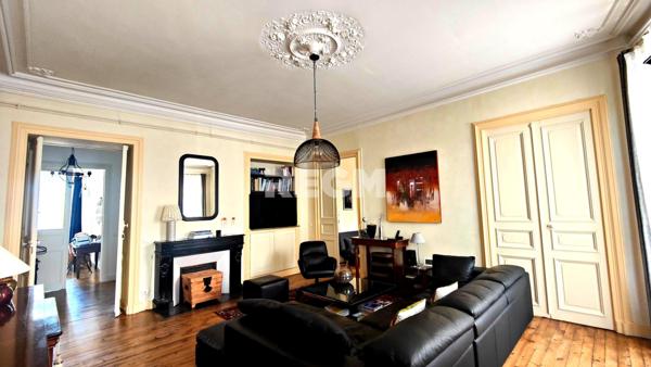 Pau (64000) PAU – Superbe appartement T4 entièrement rénové avec terrasse et vue Pyrénées