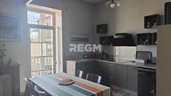 Pau (64000) PAU – Superbe appartement T4 entièrement rénové avec terrasse et vue Pyrénées
