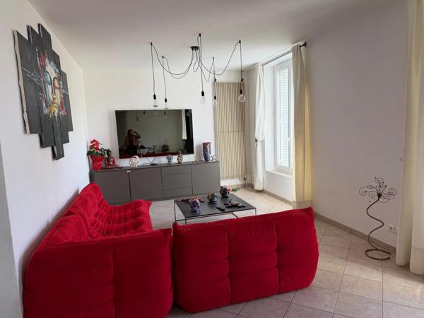 🏛️Elégante Maison Bourgeoise 1936 Rénovée – 4 Faces – Quartier Prisé des Chauchets (Digne-les-Bains)