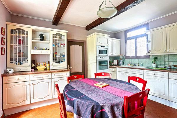 Maison de maître 13 pièces, 7 chambres, 291 m², terrain 3295 m²