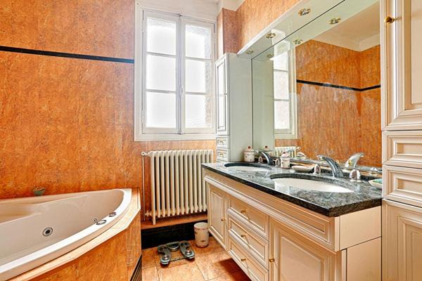 Maison de maître 13 pièces, 7 chambres, 291 m², terrain 3295 m²