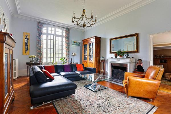 Maison de maître 13 pièces, 7 chambres, 291 m², terrain 3295 m²