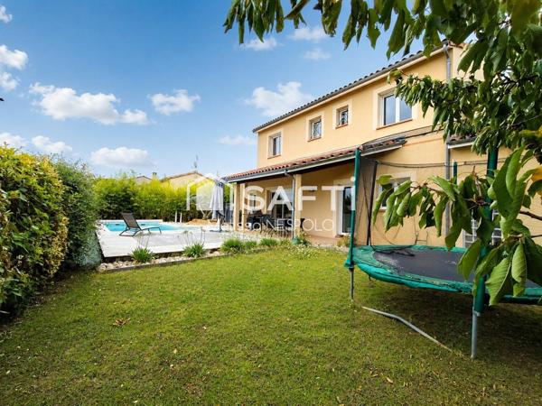 Belle maison familiale de 154 m² avec piscine, 5 chambres et terrain de 825 m² - Lherm