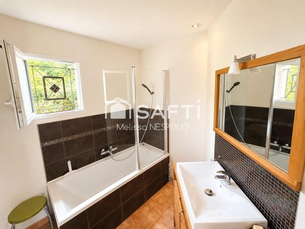 Belle maison familiale de 154 m² avec piscine, 5 chambres et terrain de 825 m² - Lherm