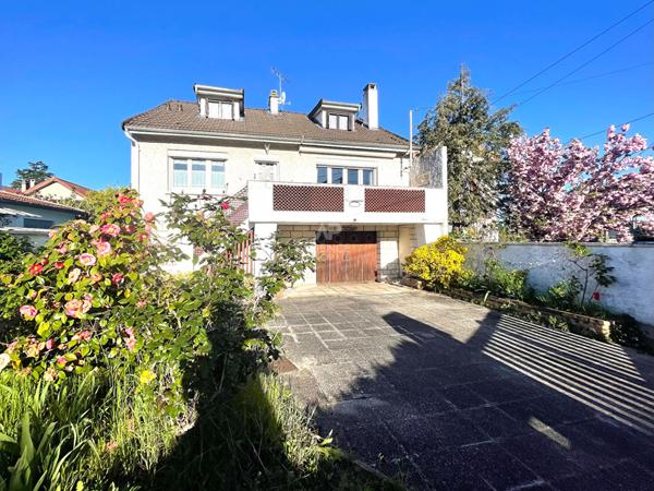 MAISON CONFLANS STE HONORINE - 5 PIÈCES - 105m² €355 000 ** - Référence 7633