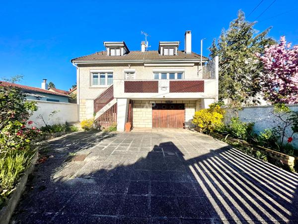 MAISON CONFLANS STE HONORINE - 5 PIÈCES - 105m² €355 000 ** - Référence 7633