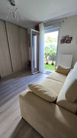 Tours (37100) TOURS - Dernier étage - Appartement T4 de 92m² avec terrasse et parkings