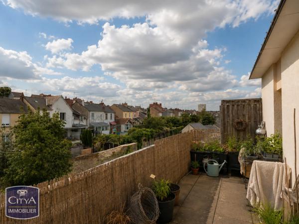 Appartement à vendre 4 pièces 103.97m² Angers (49100)