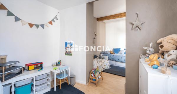 À vendre Appartement 3 pièces 87 m² - Nîmes 30000