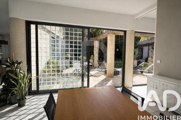 Maison à vendre 7 pièces 237 m² Nîmes