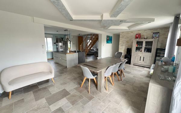 Maison à vendre    6 pièces •  Athies-sous-Laon