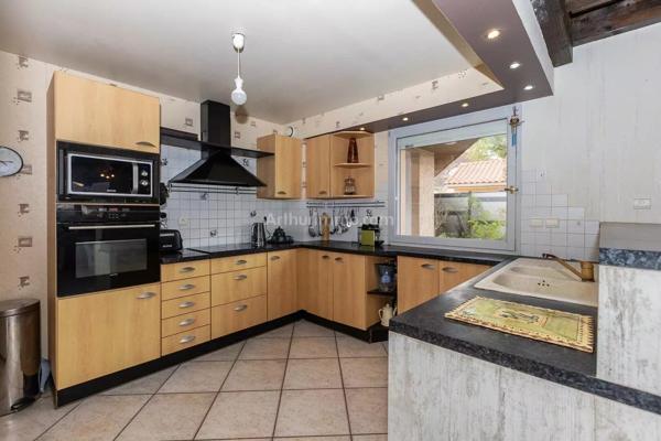 Vente Maison 7 pièces 177 m2 à Morestel