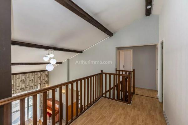Vente Maison 7 pièces 177 m2 à Morestel