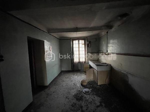 Immeuble mixte de 180 m²