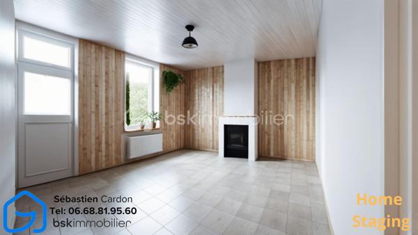 Située dans une rue en impasse, au calme et à proximité immédiate du centre-ville d'Hénin-Beaumont, cette maison de 55 m² offre un cadre de vie agréable, idéal pour un premier achat ou un investissement locatif.

Au rez-de-chaussée, vous découvrirez un salon lumineux d'environ 18 m², une salle à manger ouverte et une cuisine équipée d'environ 10 m², ainsi qu'une salle de bains comprenant une cabine de douche, un meuble vasque et un WC. Une cour de 13 m² complète cet espace. L'accès à la cave se fait directement depuis le salon.

À l'étage, la maison dispose d'une chambre ainsi que d'un bureau pouvant parfaitement convenir à une chambre d'enfant ou à un espace de télétravail.

À l'extérieur, un jardin et un garage situés en face de la maison viennent compléter ce bien.

Les atouts :

Rue en impasse, environnement calme
Jardin et garage
Chauffage central avec chaudière gaz à condensation 2018
Toiture en très bon état
Double vitrage avec volets manuels
Détecteur de monoxyde de carbone installé
Cave 10m2
Proximité immédiate des commerces, écoles et du centre-ville
Accès rapide aux autoroutes A1 et A26

DPE en cours.

Pour plus d'informations ou pour organiser une visite, n'hésitez pas à nous contacter.

Visite virtuelle disponible sur demande.

Pour obtenir l'accès à la visite virtuelle du bien, merci d'adresser votre demande par e-mail à s.cardon@bskimmobilier.com, en joignant une copie de votre pièce d'identité. Un lien sécurisé vous sera ensuite transmis.