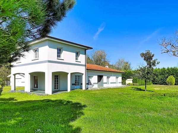 Jolie maison familiale avec dépendance aménagée