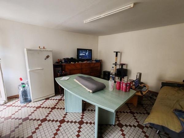 Ensemble immobilier en coeur de ville comprenant 5 logements