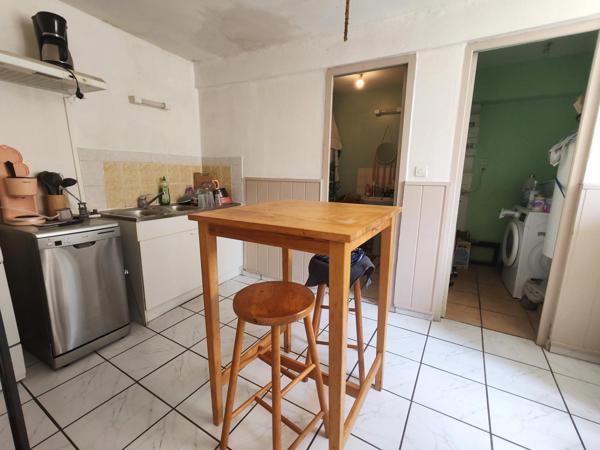 Ensemble immobilier en coeur de ville comprenant 5 logements