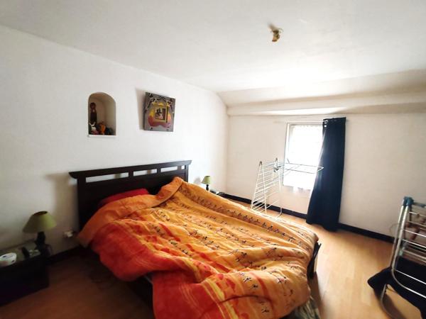 Ensemble immobilier en coeur de ville comprenant 5 logements