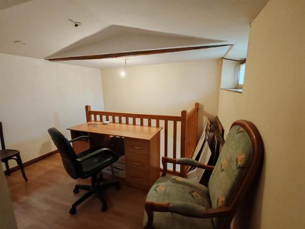 Ensemble immobilier en coeur de ville comprenant 5 logements