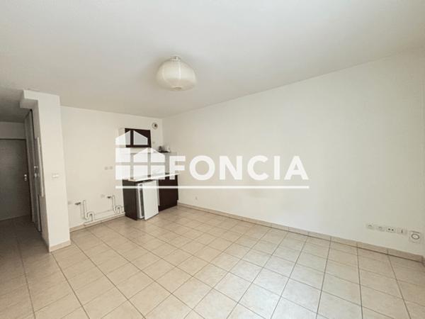 Location Studio 25.94 m² - 26 RUE D'ALSACE Beziers 34500