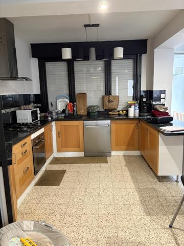 Maison
         4 pièces
        - 102 m² Exclusivité 129 500 € *