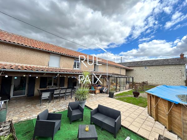 86200 LA ROCHE RIGAULT Maison La Roche Rigault 155 m2