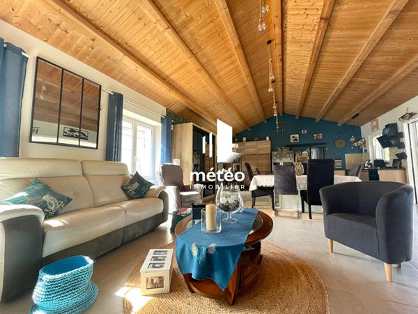 Longère rénovée, 3 chambres , Le Champ Saint PERE