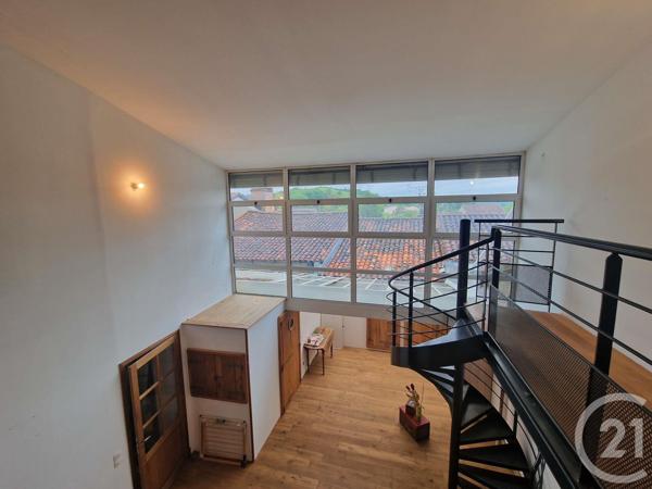 Maison à vendre  18 pièces - 500 m2 CARBONNE - 31