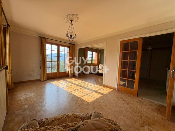 Maison des années 70 avec fort potentiel de rénovation sur un terrain de 1 006 m²