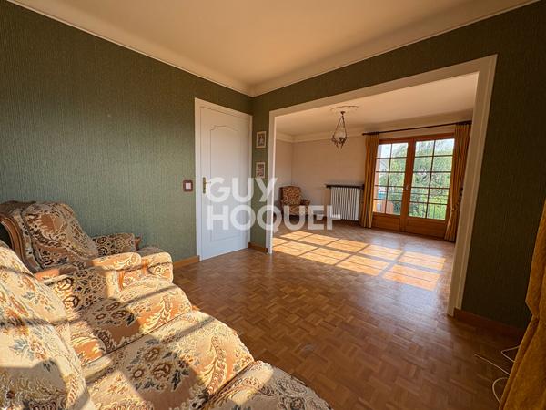 Maison des années 70 avec fort potentiel de rénovation sur un terrain de 1 006 m²