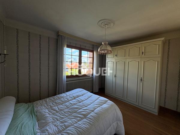Maison des années 70 avec fort potentiel de rénovation sur un terrain de 1 006 m²