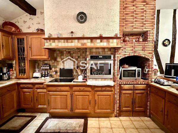 Ensemble immobilier avec activité commerciale – Cœur de Mirepoix