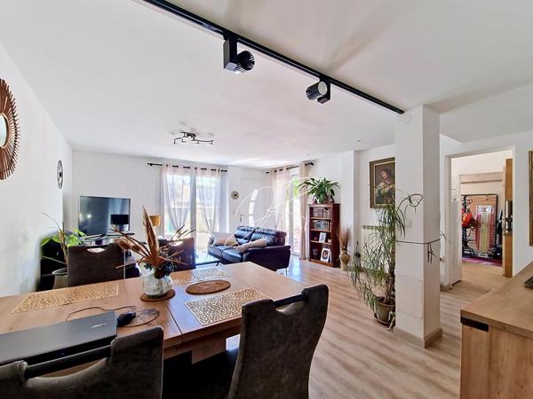 Maison plain pied T4 3 chambres 85 m² garage