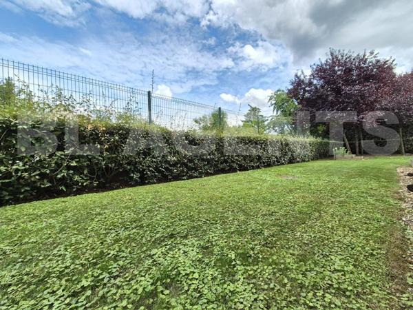 Magnifique T3 résidence sécurisée avec jardin à 10 min à pied de la gare.